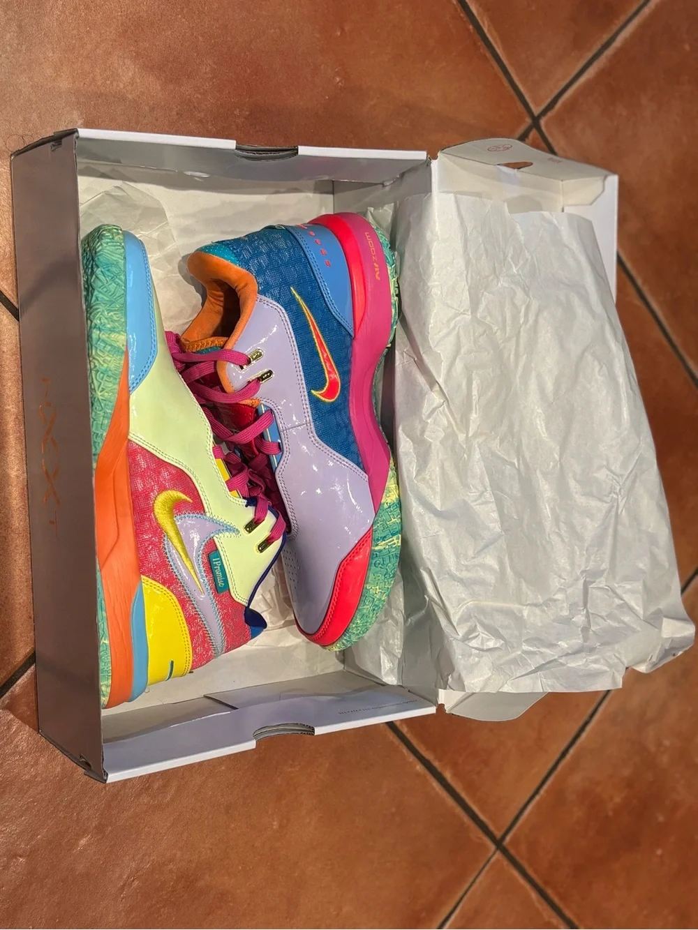 Nike men’s women’s
